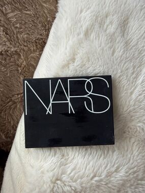 NARS Rose-Gold Shimmer Blush Compact